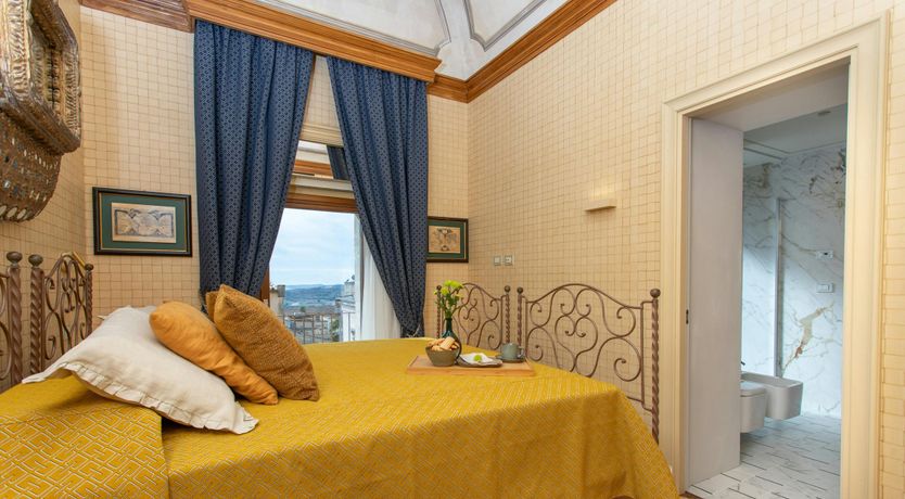 Photo of The Mirrors of Noto