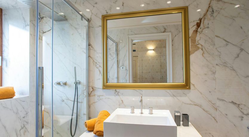 Photo of The Mirrors of Noto