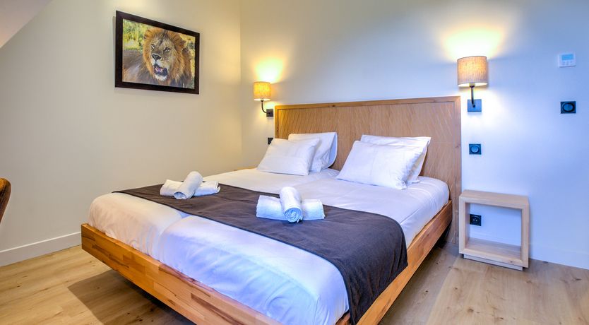 Photo of Stately Retreat