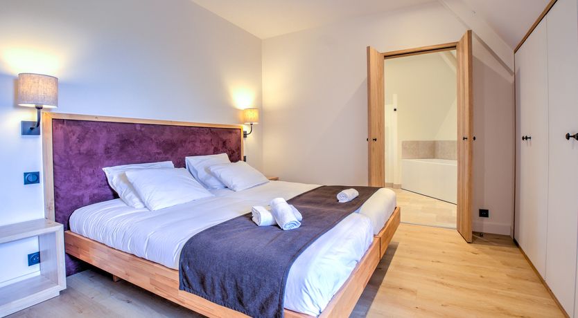 Photo of Stately Retreat