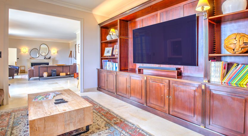 Photo of Stately Retreat