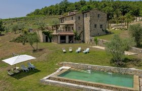 Photo of chianti-hillside