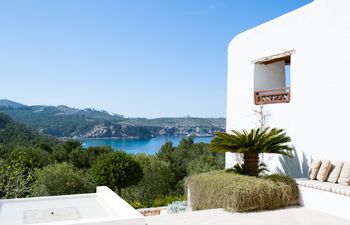 An Island Retreat Holiday Home