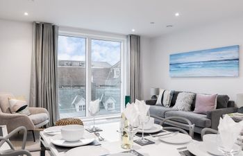 Quay & Coffee Holiday Home