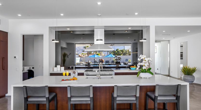 Photo of Misty Mountain Hideaway