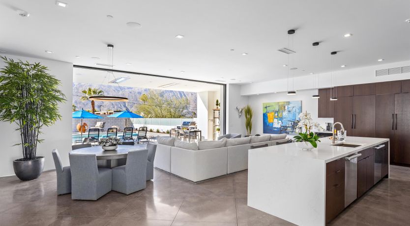 Photo of Misty Mountain Hideaway