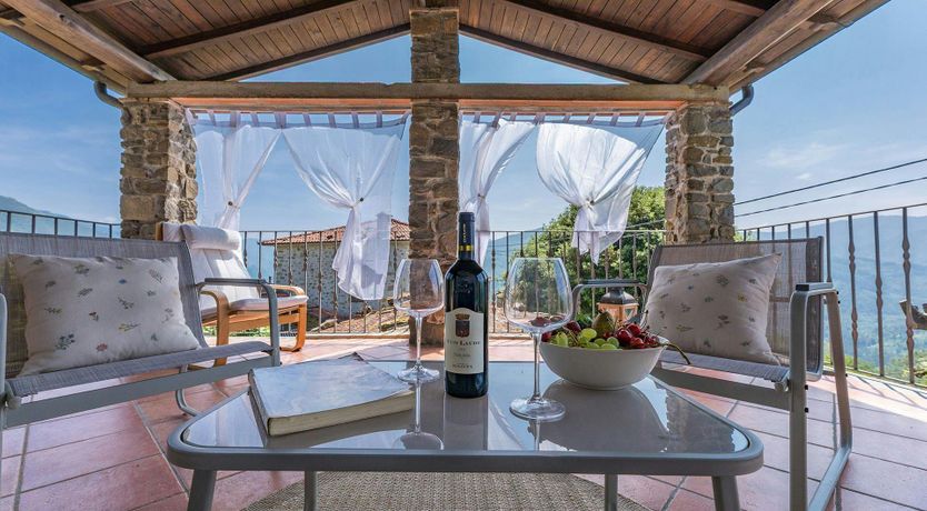 Photo of Chestnut Woods