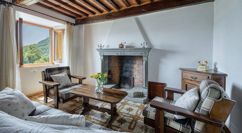 Photo of Chestnut Woods