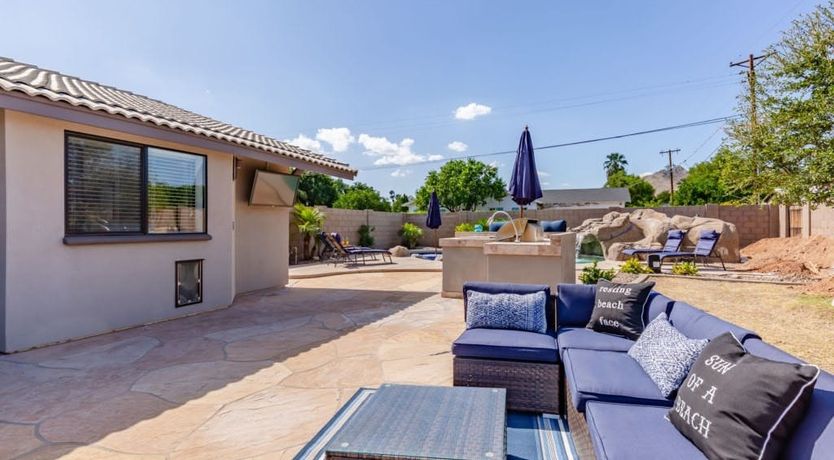 Photo of The Blue Pearl