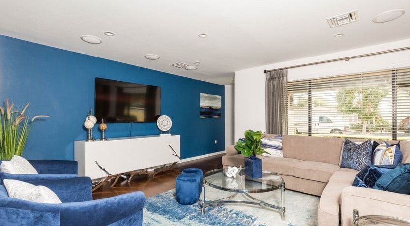 Photo of The Blue Pearl