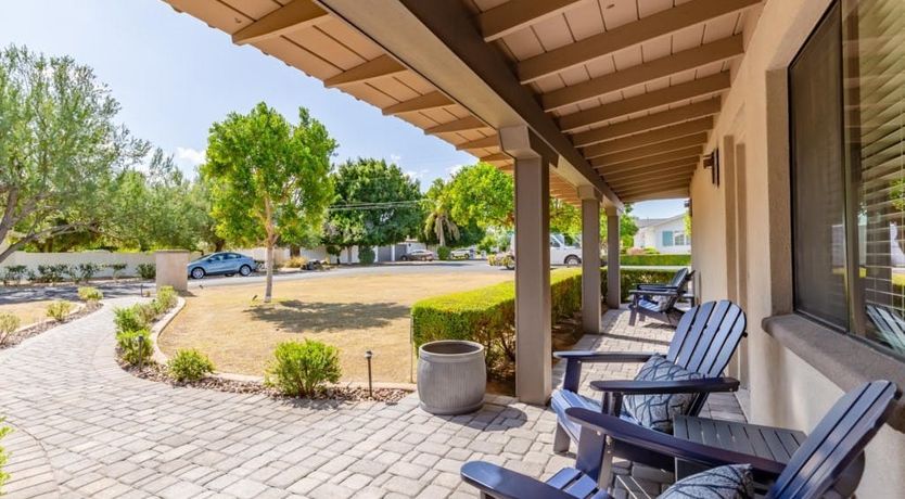 Photo of The Blue Pearl