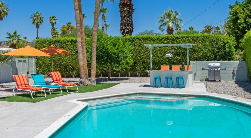 Photo of It's a Mid-Mod Thing