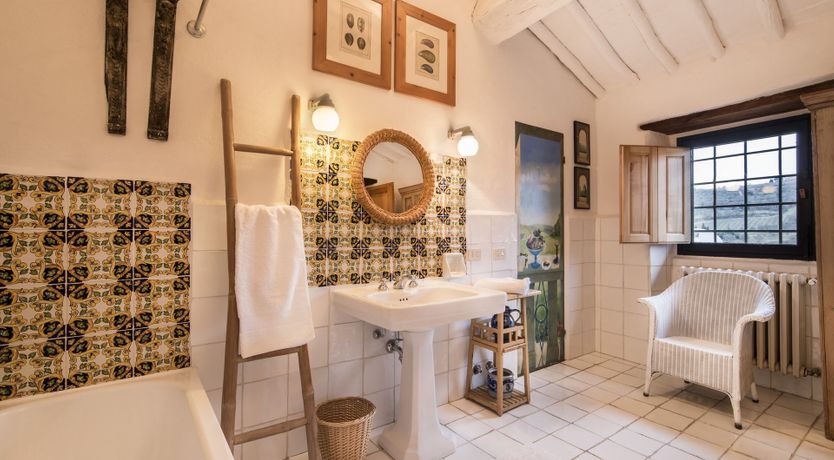 Photo of Old Vine's Jewel