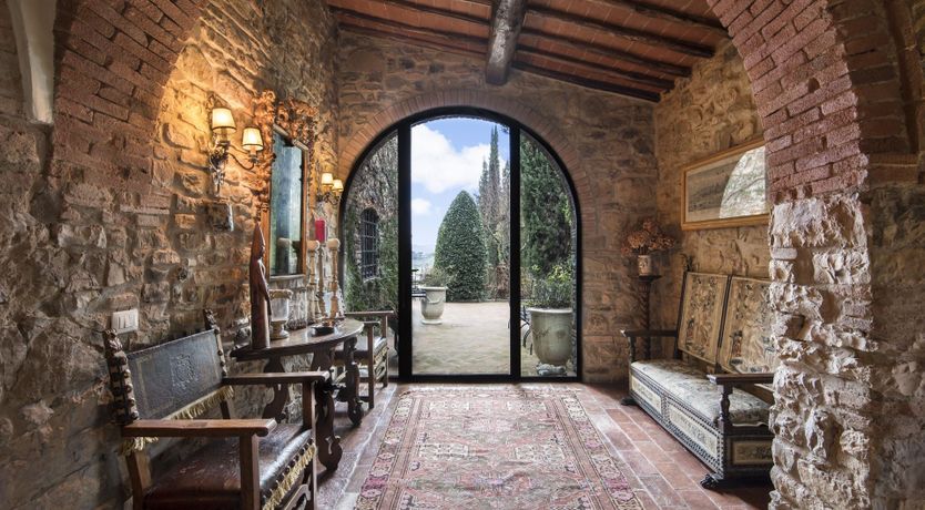 Photo of Old Vine's Jewel