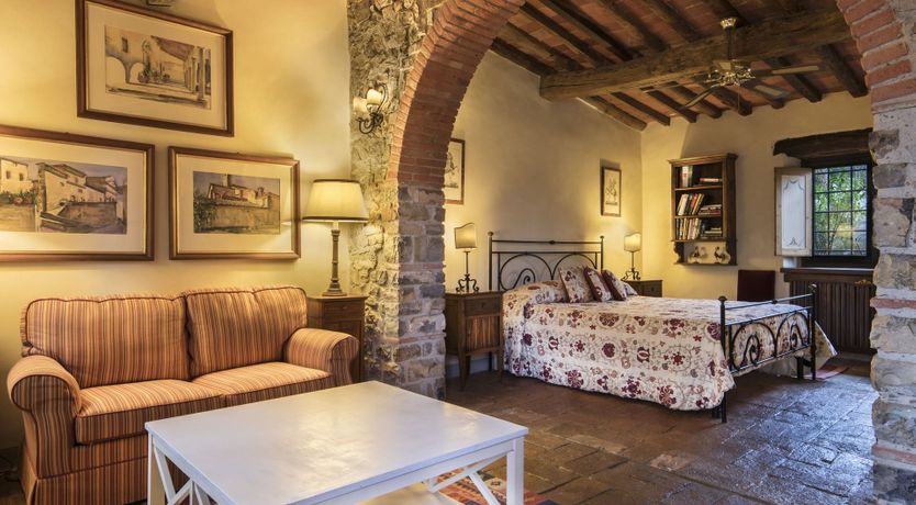 Photo of Old Vine's Jewel