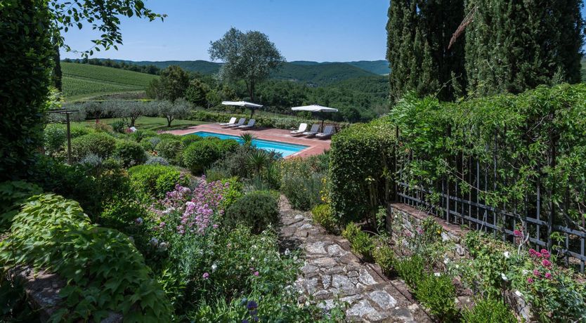 Photo of Old Vine's Jewel