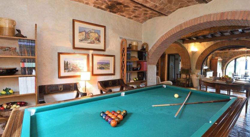 Photo of Old Vine's Jewel