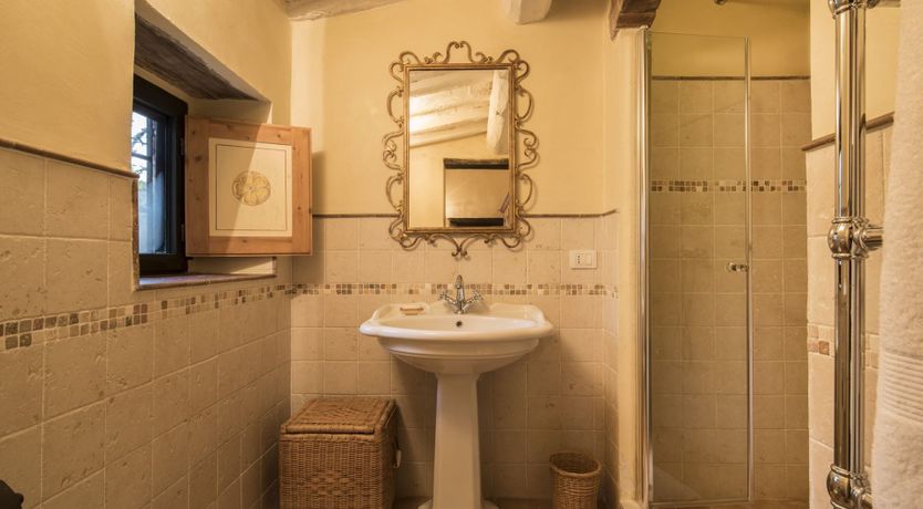 Photo of Old Vine's Jewel