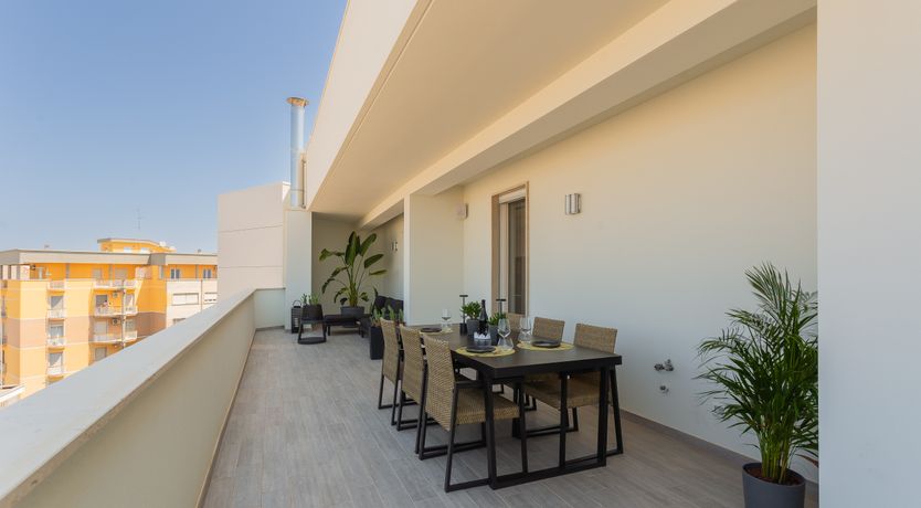 Photo of Olive Avenue