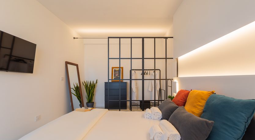 Photo of Olive Avenue