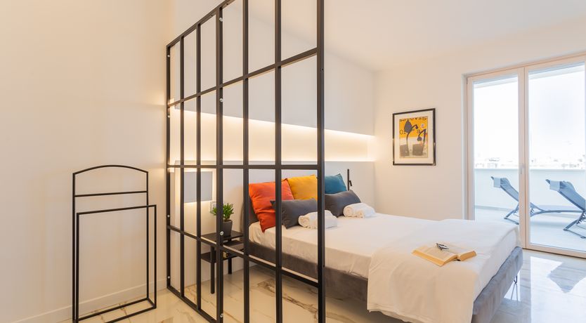 Photo of Olive Avenue