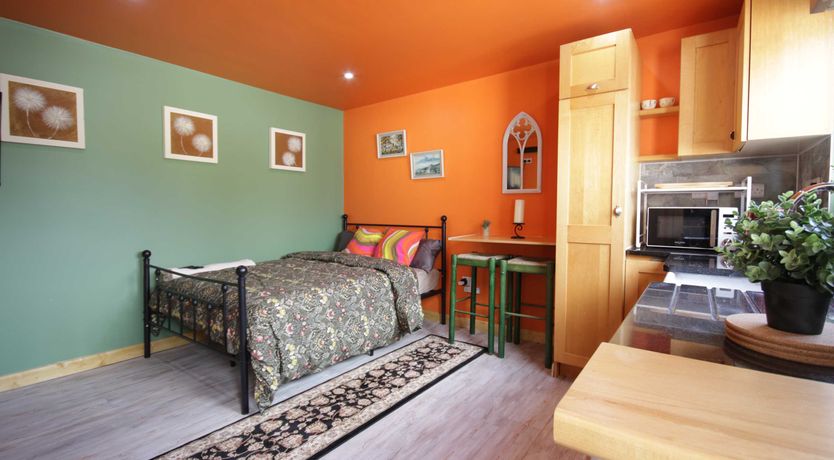 Photo of Georgias Gate