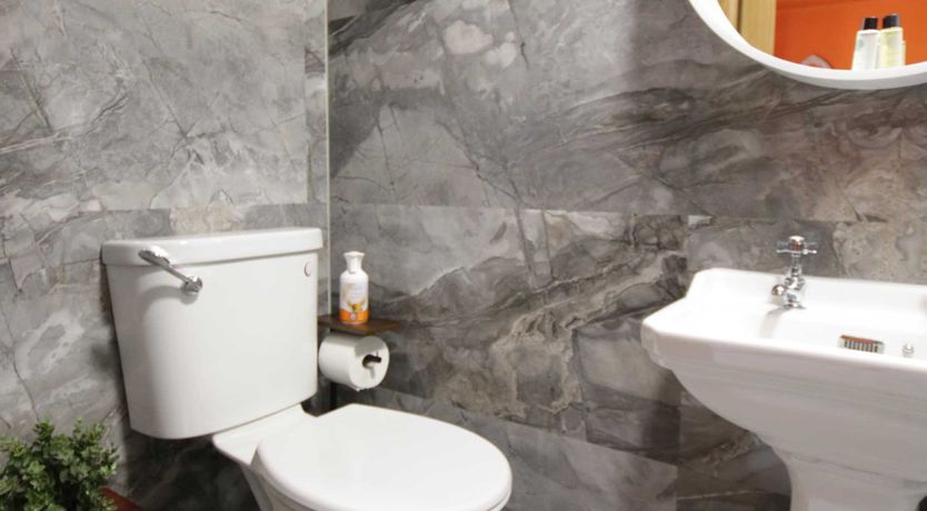 Photo of Georgias Gate