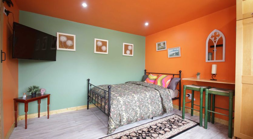 Photo of Georgias Gate