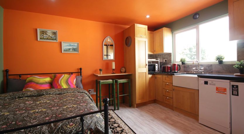 Photo of Georgias Gate