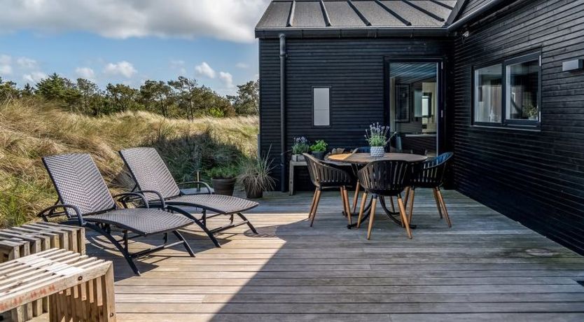 Photo of "Eriksine" - 750m from the sea