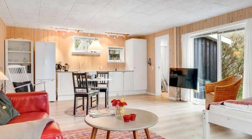 Photo of "Tekla" - 75m from the sea