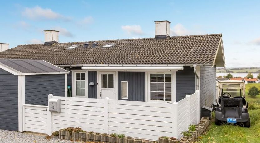 Photo of "Albine" - 500m from the sea