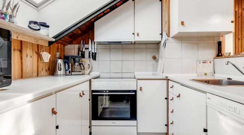 Photo of "Else" - 470m from the sea