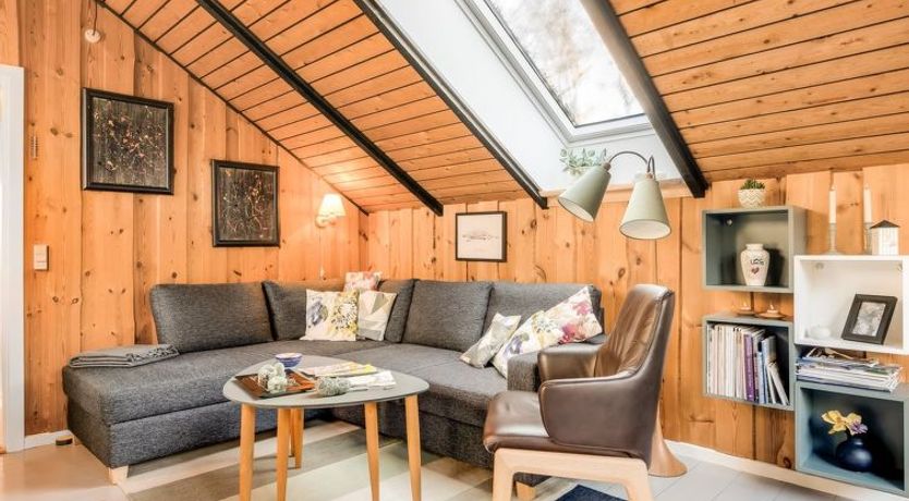 Photo of "Else" - 470m from the sea