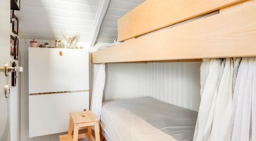 Photo of "Else" - 470m from the sea