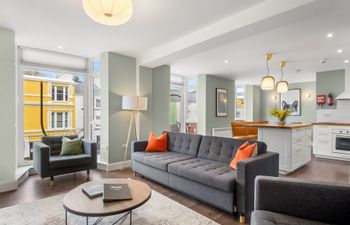 The Executive @ Clifden Boutique Holiday Home