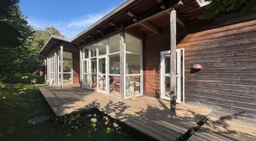 Photo of "Ellenora" - 1.7km from the sea