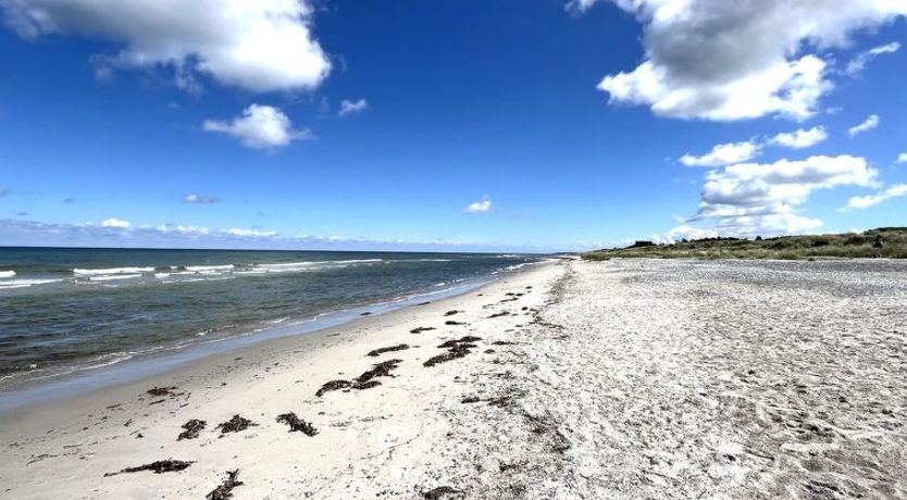 Photo of "Ellenora" - 1.7km from the sea