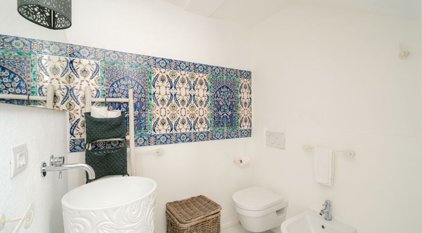 Photo of Ischian Dreams