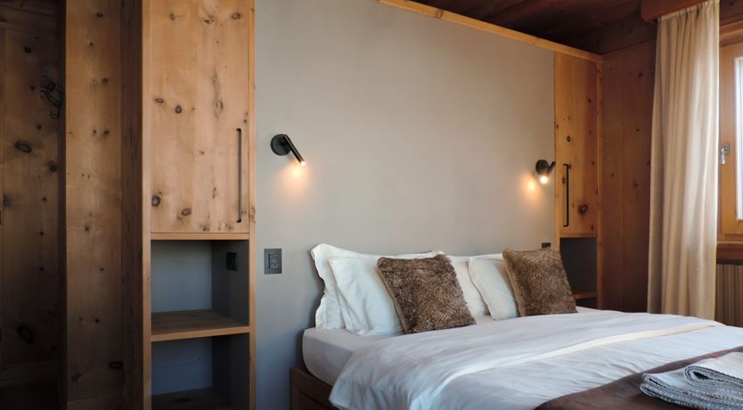 Photo of The Golden Peaks