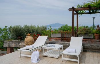 Peninsular Marvel Holiday Home