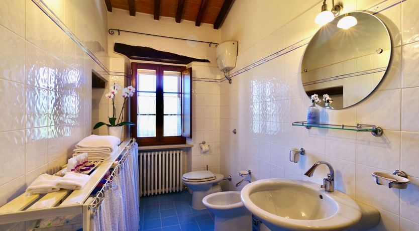 Photo of Charming Crimson Haven