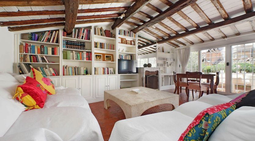 Photo of Roman Dream Home