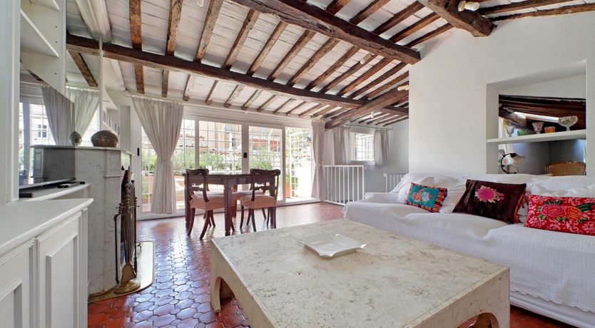 Photo of Roman Dream Home