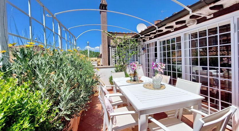 Photo of Roman Dream Home