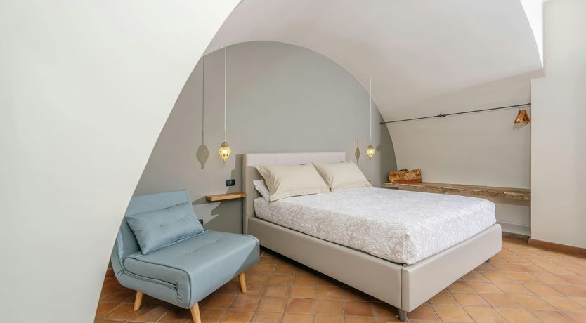 Photo of Mountains & Waves