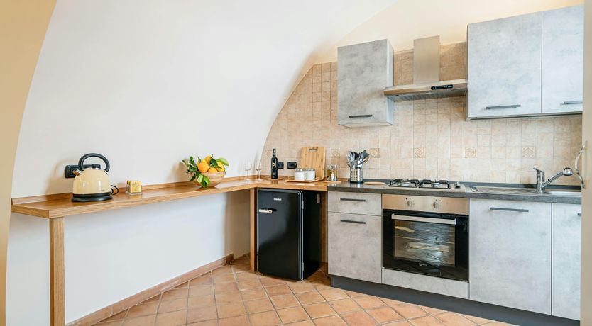 Photo of Mountains & Waves