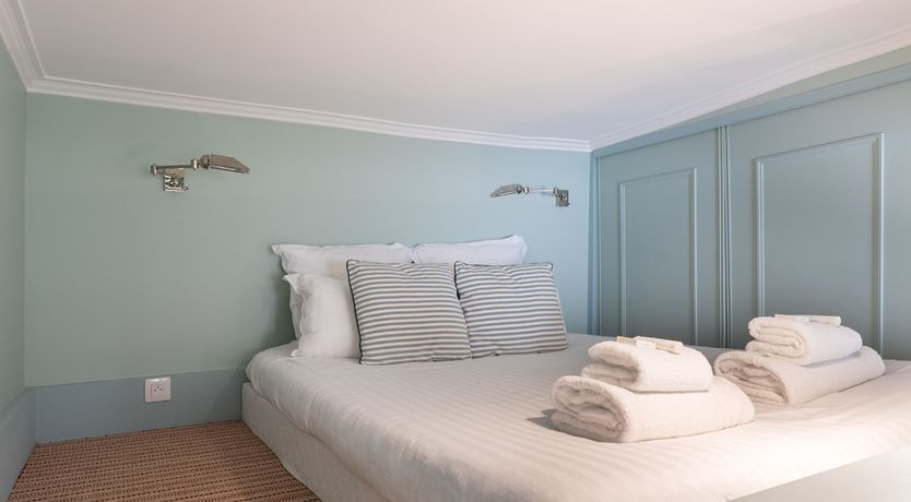 Photo of Leafy Parisian Residence