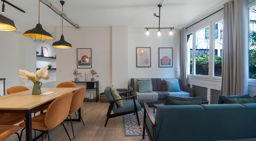 Photo of Leafy Courtyard Views