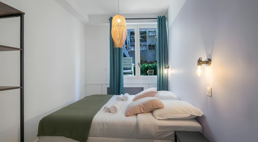 Photo of Leafy Courtyard Views